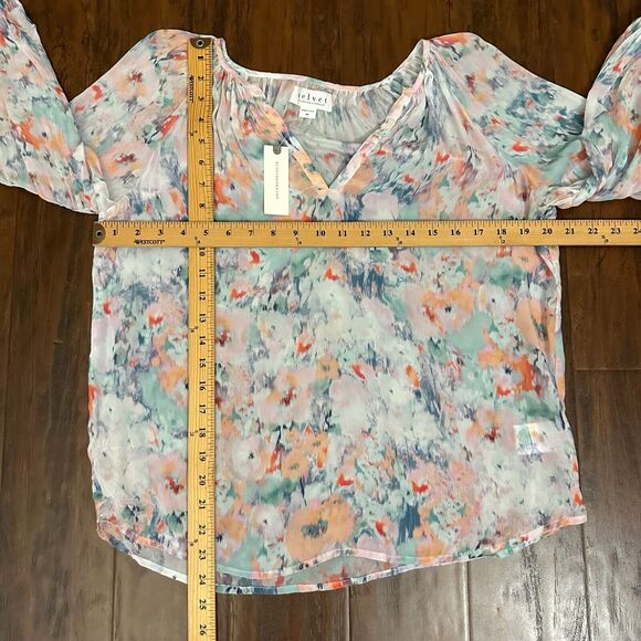 NWT ANTHROPOLOGIE VELVET by Graham & Spencer Jessa Blouse in Watercolor - Picture 9 of 9